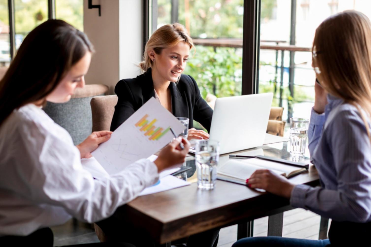 Atelier pratique d'analyse de tableaux de bord financiers